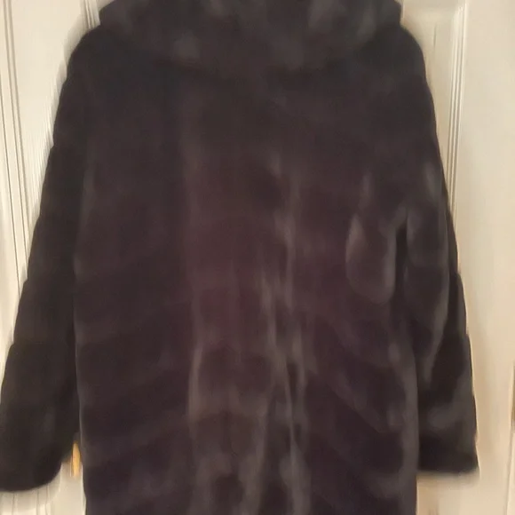 NWT Kenneth Cole Black Faux Fur Coat - Picture 4 of 4